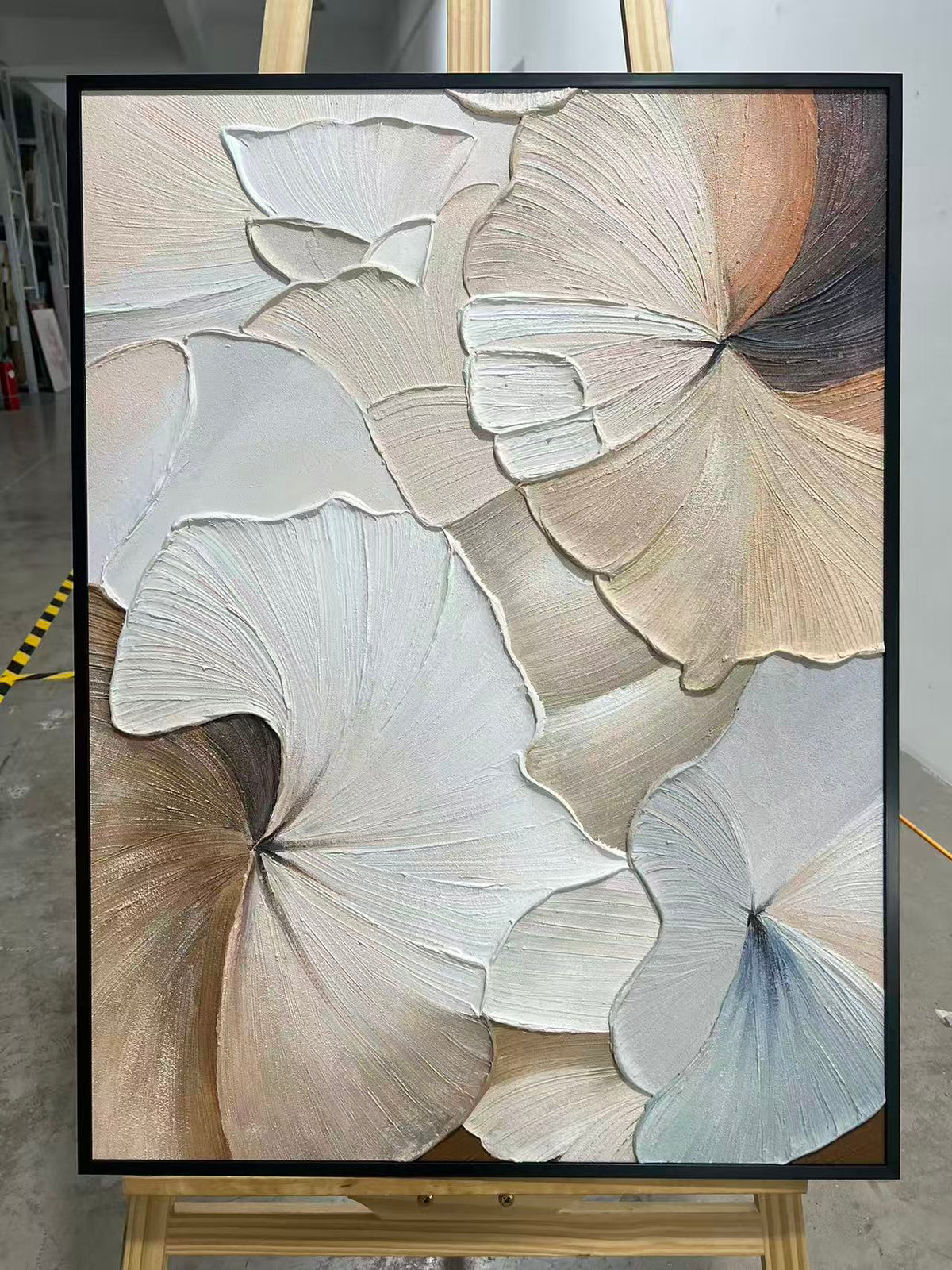 Ginkgo Fans in Cream