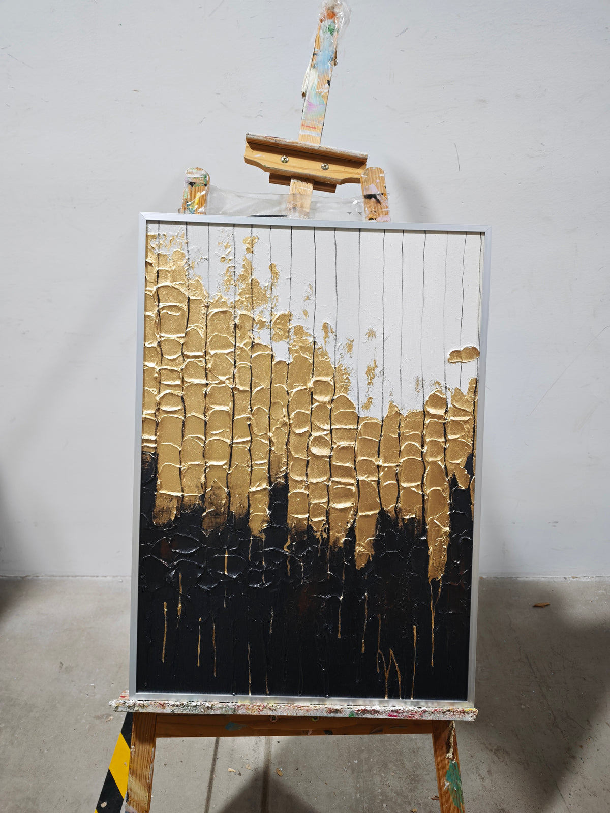 Gold Drip Strata