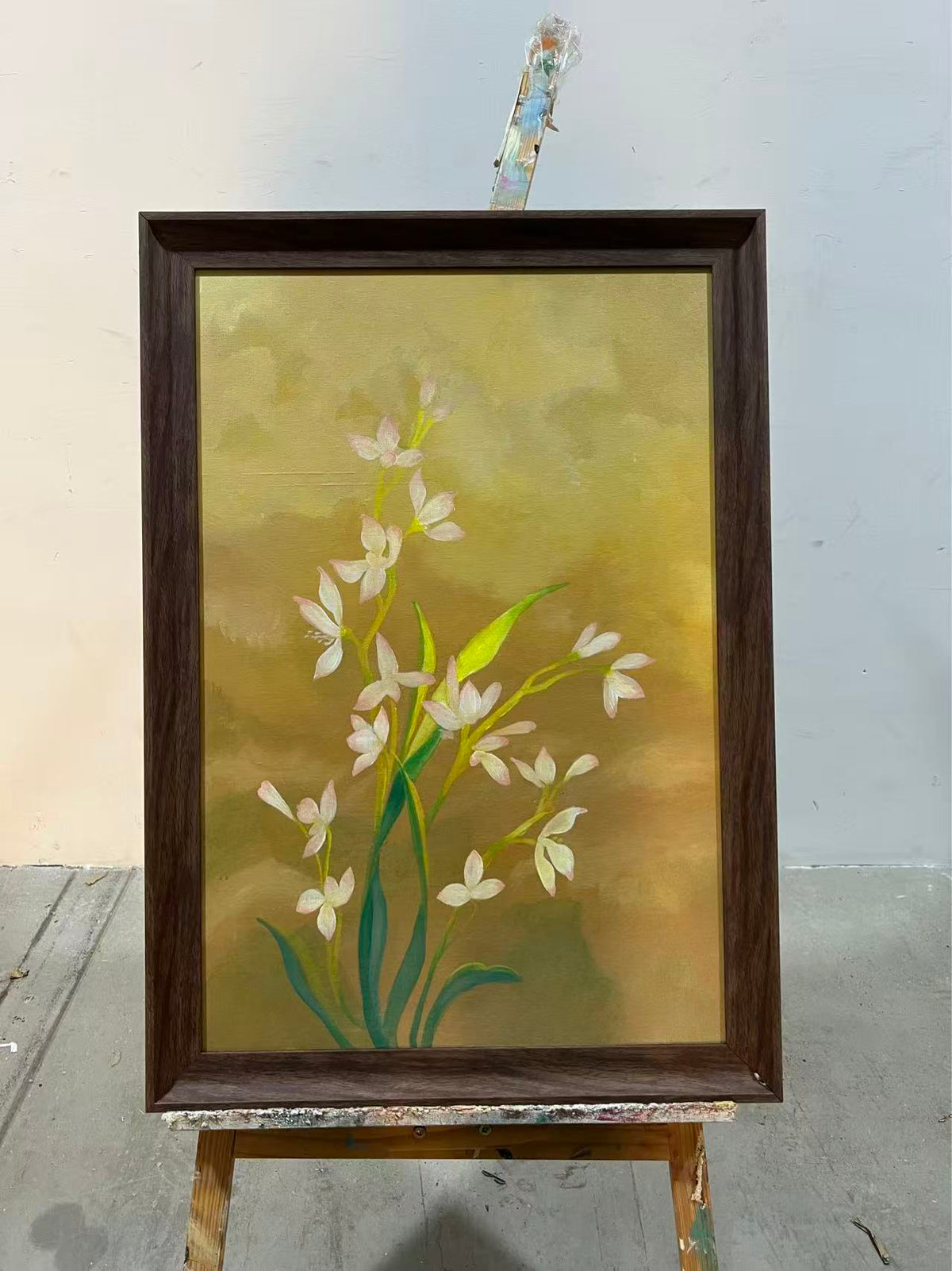Wild Orchids on Olive Gold