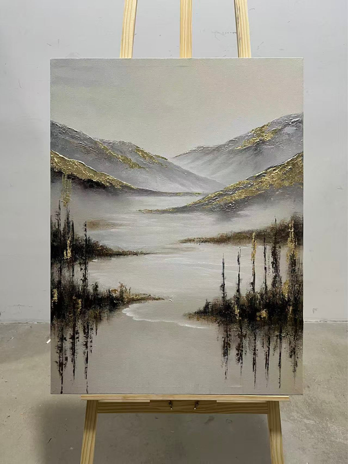 Silver Lake, Gilded Hills